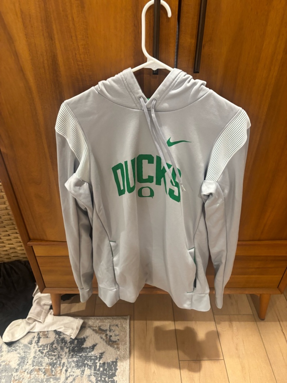 University of Oregon Nike Gray Hoodie with Green Interior and Logo Detail